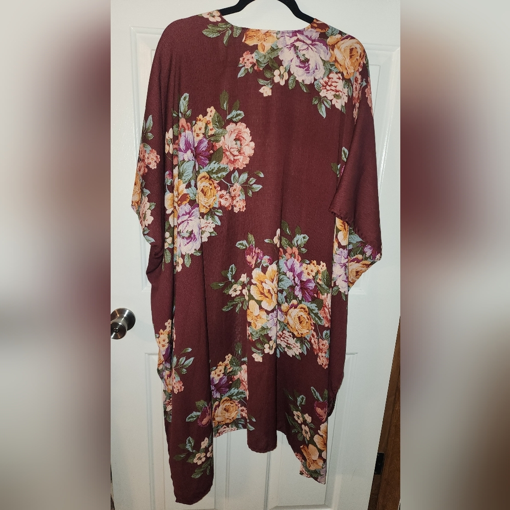 ODDY Floral Patterned Kimono